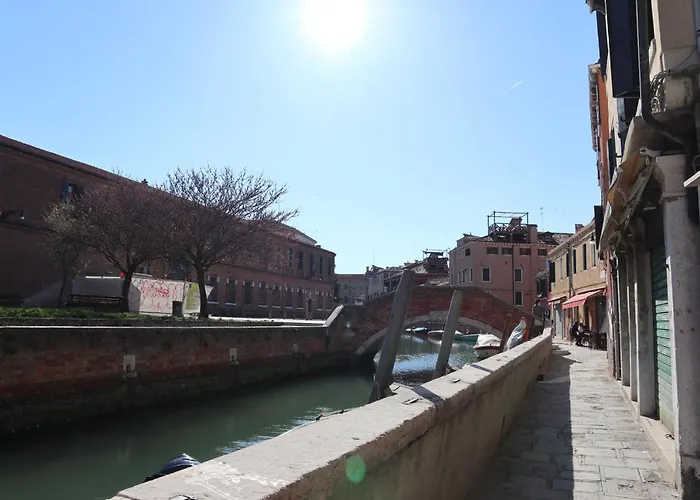 Casa Di Sissi מלון *